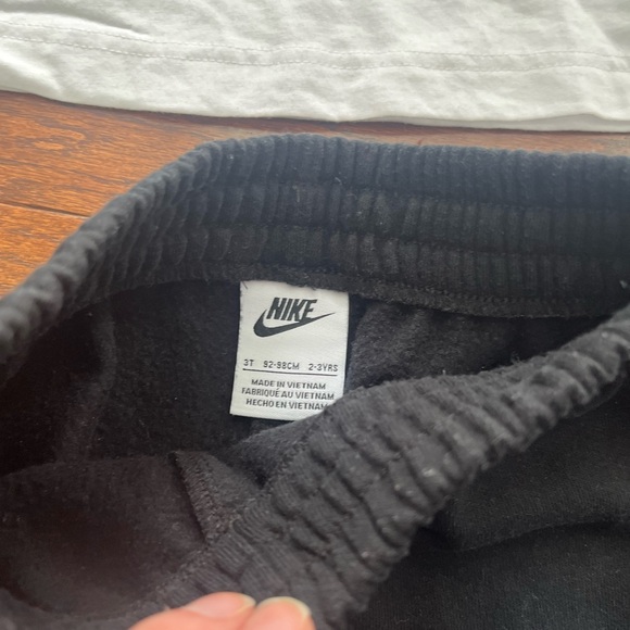 Nike Kids Matching Sets - Picture 10 of 10